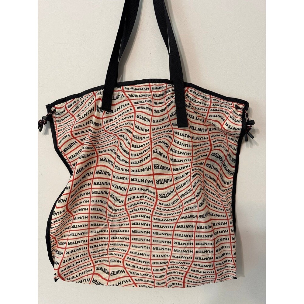 Hunter Original Repeat Print Drawstring Tote Nwot - image 2